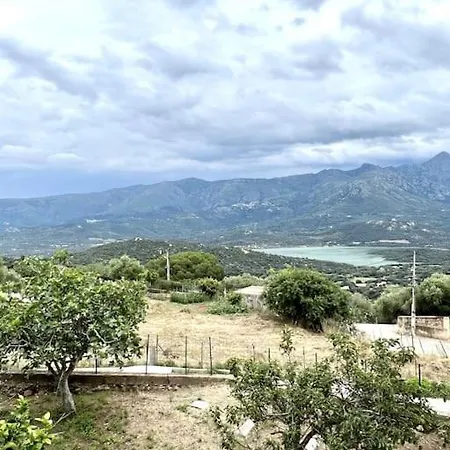 Belle Piscine Vue Mer